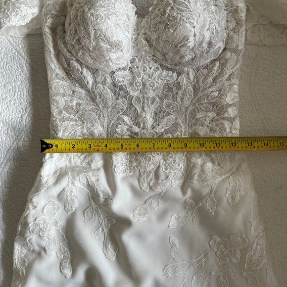 Pronovias Wedding Dress Size 4 - Picture 6 of 11